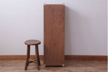 アンティーク家具　アンティーク　古い木製　お洒落な縦型壁掛け戸棚(1)