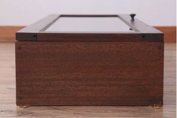 アンティーク家具　アンティーク　古い木製　お洒落な縦型壁掛け戸棚(1)