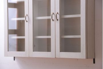 アンティーク家具　アンティークペイント　壁掛けキャビネット(収納棚)(1)