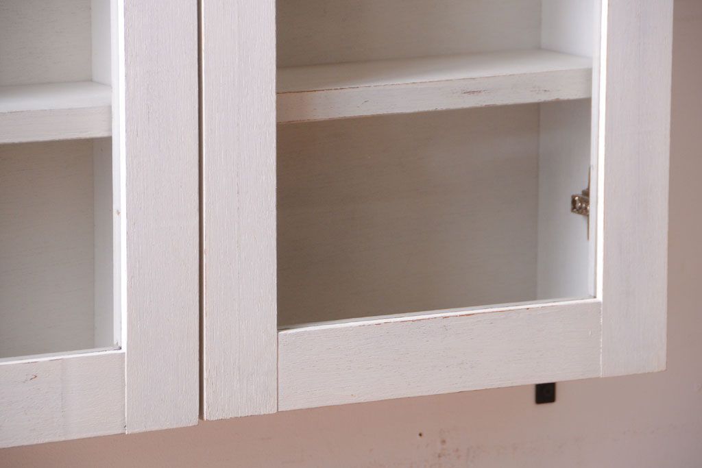 アンティーク家具　アンティークペイント　壁掛けキャビネット(収納棚)(1)