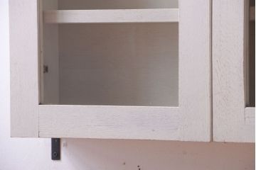 アンティーク家具　アンティークペイント　壁掛けキャビネット(収納棚)(1)