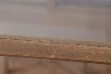 レトロ家具　昭和レトロ　古い木製の脚付きガラスケース