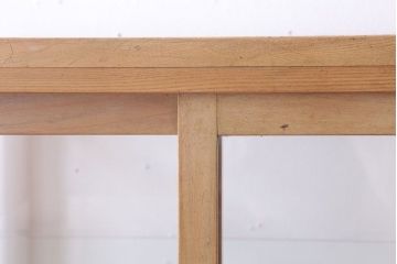 レトロ家具　昭和レトロ　古い木製の脚付きガラスケース