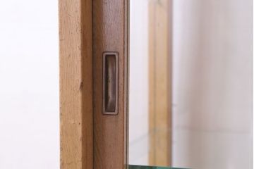 レトロ家具　昭和レトロ　古い木製の脚付きガラスケース