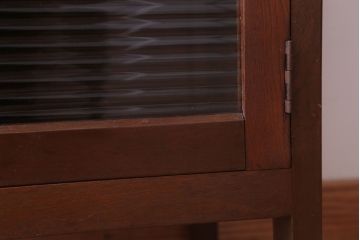 レトロ家具　昭和レトロ　小さなサイドキャビネット(サイドテーブル)(1)