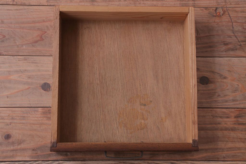 レトロ家具　昭和レトロ　小さなサイドキャビネット(サイドテーブル)(1)