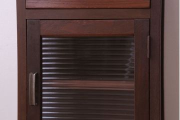 レトロ家具　昭和レトロ　小さなサイドキャビネット(サイドテーブル)(2)