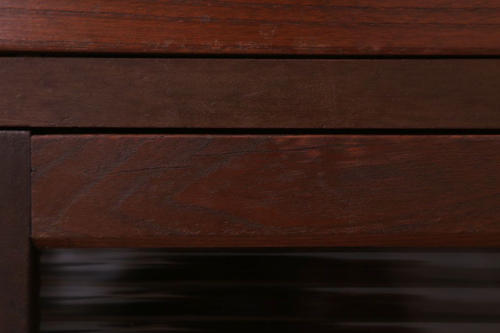 レトロ家具　昭和レトロ　小さなサイドキャビネット(サイドテーブル)(2)