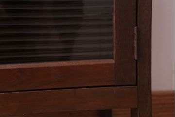 レトロ家具　昭和レトロ　小さなサイドキャビネット(サイドテーブル)(2)