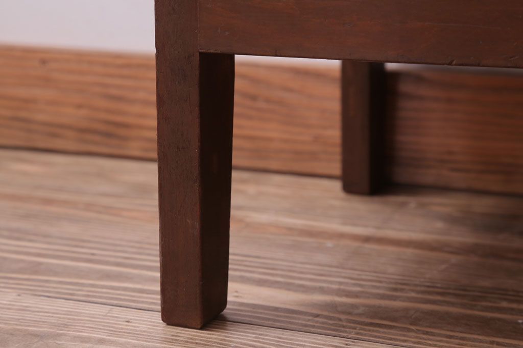 レトロ家具　昭和レトロ　小さなサイドキャビネット(サイドテーブル)(2)