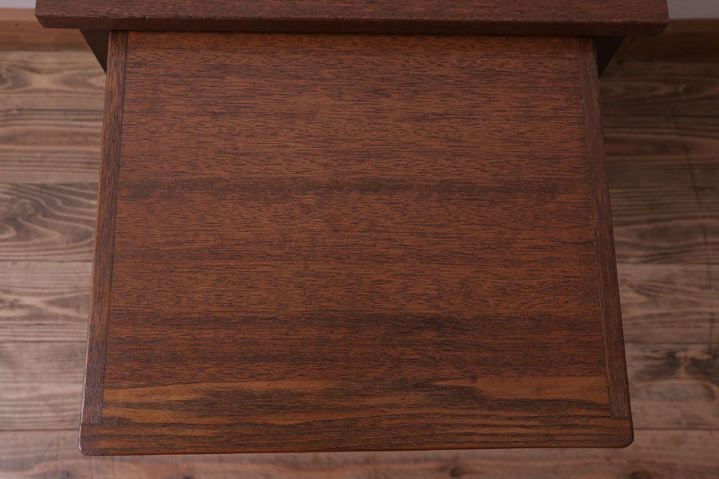 レトロ家具　昭和レトロ　小さなサイドキャビネット(サイドテーブル)(2)