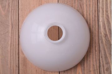 和製アンティーク　シンプルな白いガラスシェード天井照明