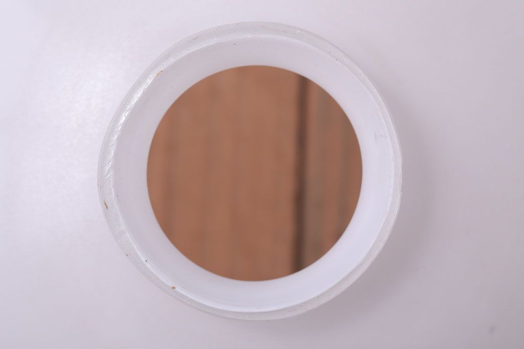 和製アンティーク　シンプルな白いガラスシェード天井照明