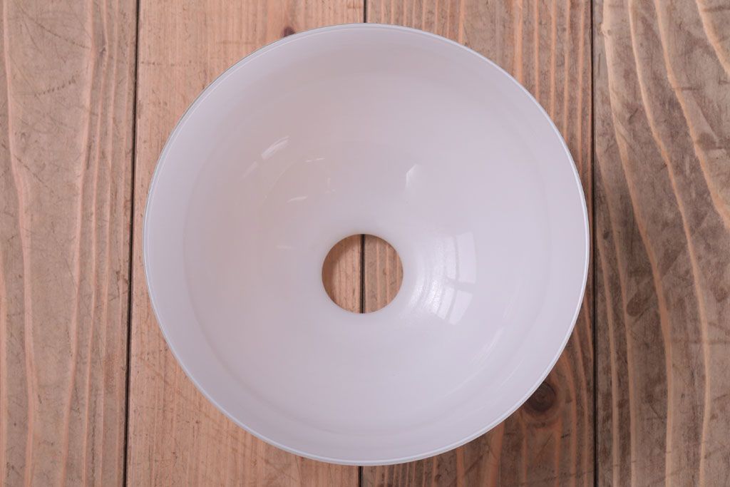 和製アンティーク　シンプルな白いガラスシェード天井照明