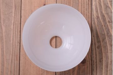 和製アンティーク　シンプルな白いガラスシェード天井照明