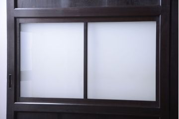 古民具・骨董　すりガラス帯のアンティーク引き戸2枚セット