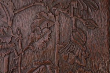 アンティーク雑貨　和製アンティーク　古い木製の彫刻箱(収納箱・小箱)