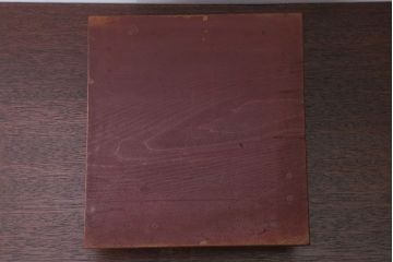 アンティーク雑貨　和製アンティーク　古い木製の彫刻箱(収納箱・小箱)