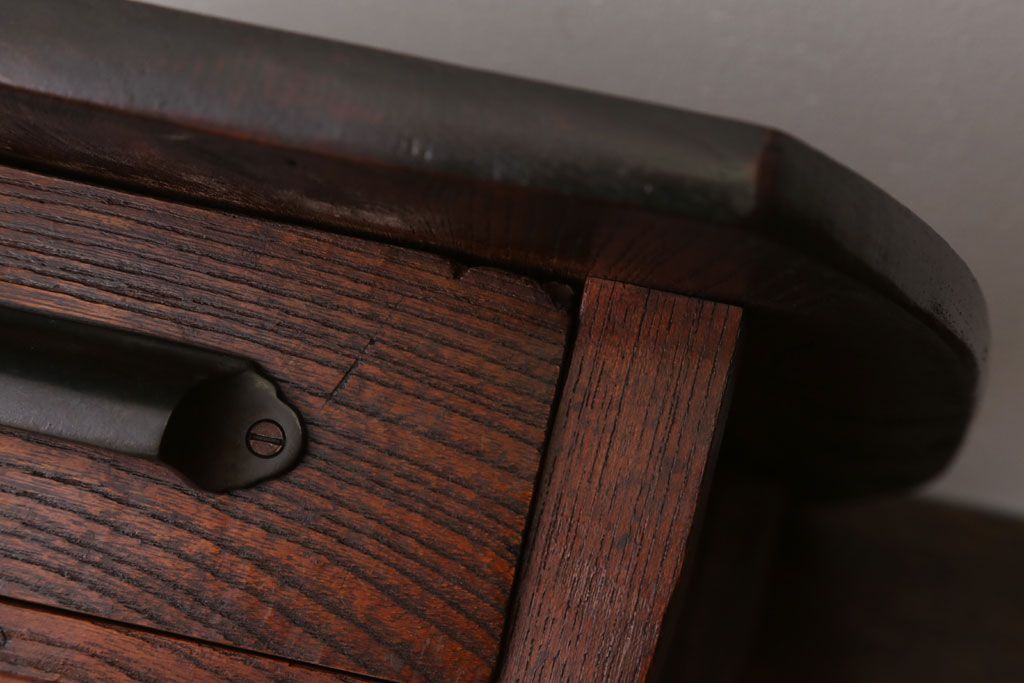 アンティーク家具　和製アンティーク　引き出し付き!古い欅材の小さなテーブル(花台)