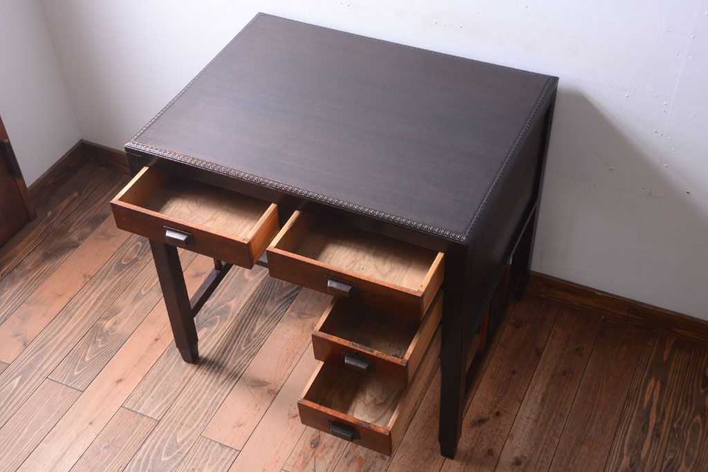 アンティーク家具　大正ロマン　古い木製のアンティーク片袖机(デスク)