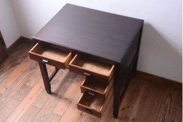 アンティーク家具　大正ロマン　古い木製のアンティーク片袖机(デスク)