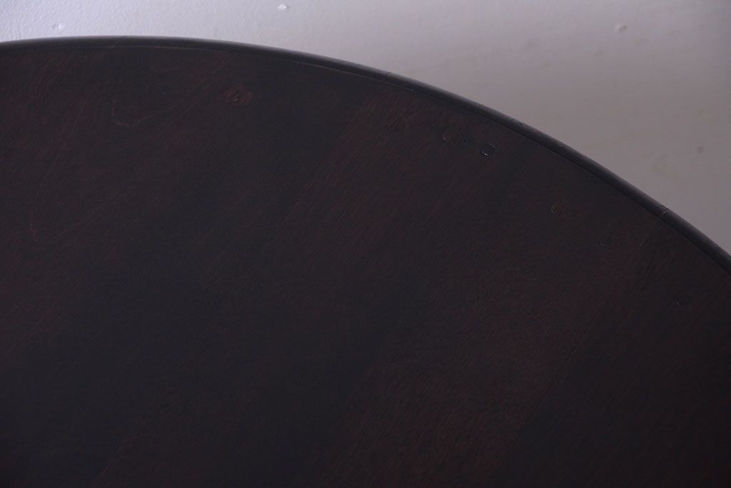 アンティーク家具　大正ロマン　古いカバ材のおしゃれなアンティークラウンドテーブル