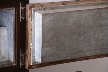 レトロ家具　昭和レトロ　ナラ材製のアンティーク冷蔵庫(冷蔵箱・氷冷蔵庫)