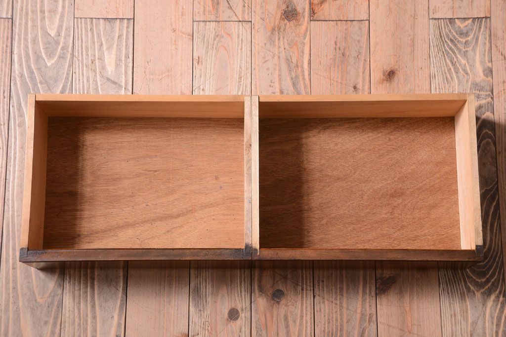 アンティーク家具　和製アンティーク　モールガラス入り!古い木の本箱