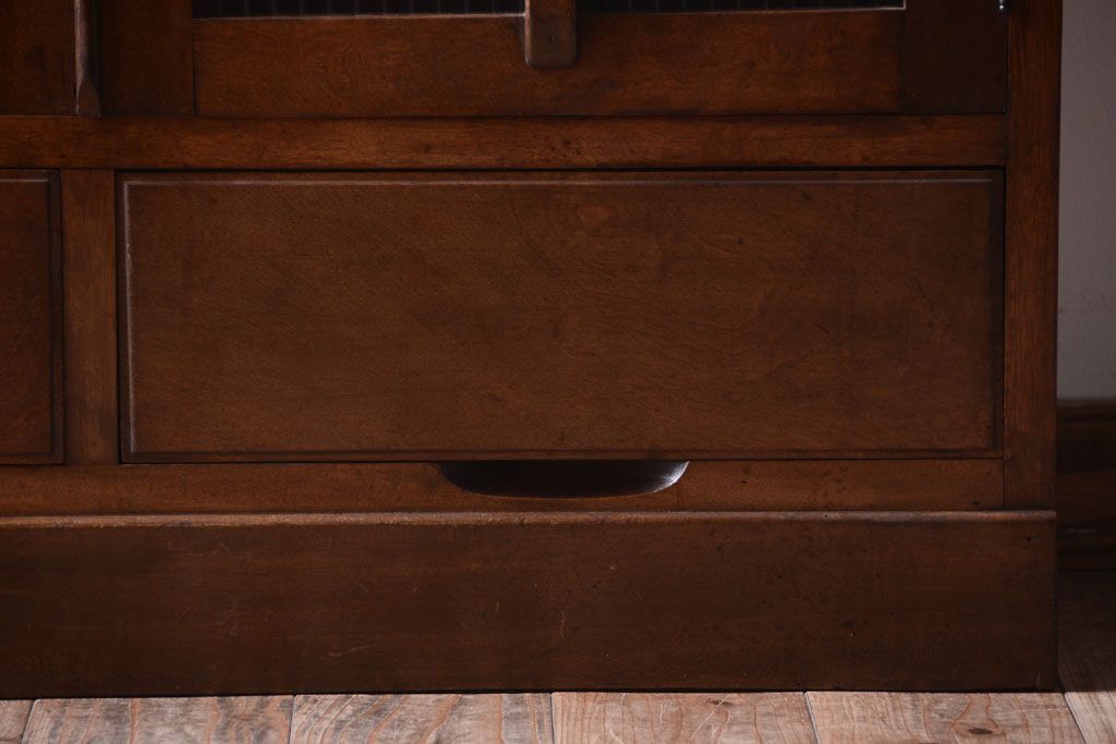 アンティーク家具　和製アンティーク　モールガラス入り!古い木の本箱