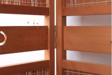 アンティーク雑貨　古民具・骨董　古い木味の四連屏風衝立て(パーテーション)(1)