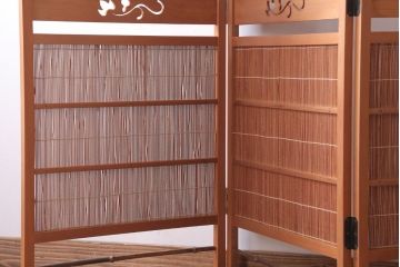 アンティーク雑貨　古民具・骨董　古い木味の四連屏風衝立て(パーテーション)(1)