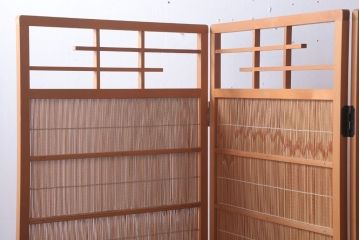 アンティーク雑貨　古民具・骨董　古い木味の四連屏風衝立て(パーテーション)(2)