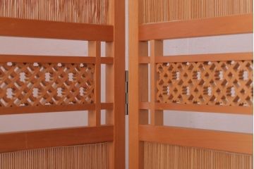 アンティーク雑貨　古民具・骨董　古い木味の四連屏風衝立て(パーテーション)(2)