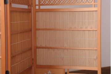 アンティーク雑貨　古民具・骨董　古い木味の四連屏風衝立て(パーテーション)(2)