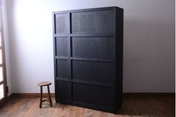 アンティーク家具　アンティーク　シックなブラックペイントの鍵付き下駄箱(3)