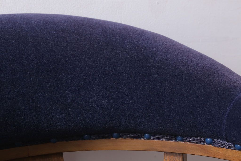 アンティーク家具　和製アンティーク　透かし彫り　オリジナル座面のナラ材製回転椅子(回転イス)