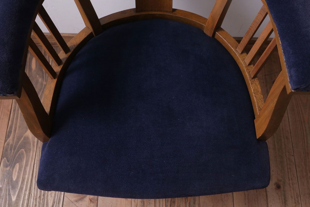 アンティーク家具　和製アンティーク　透かし彫り　オリジナル座面のナラ材製回転椅子(回転イス)