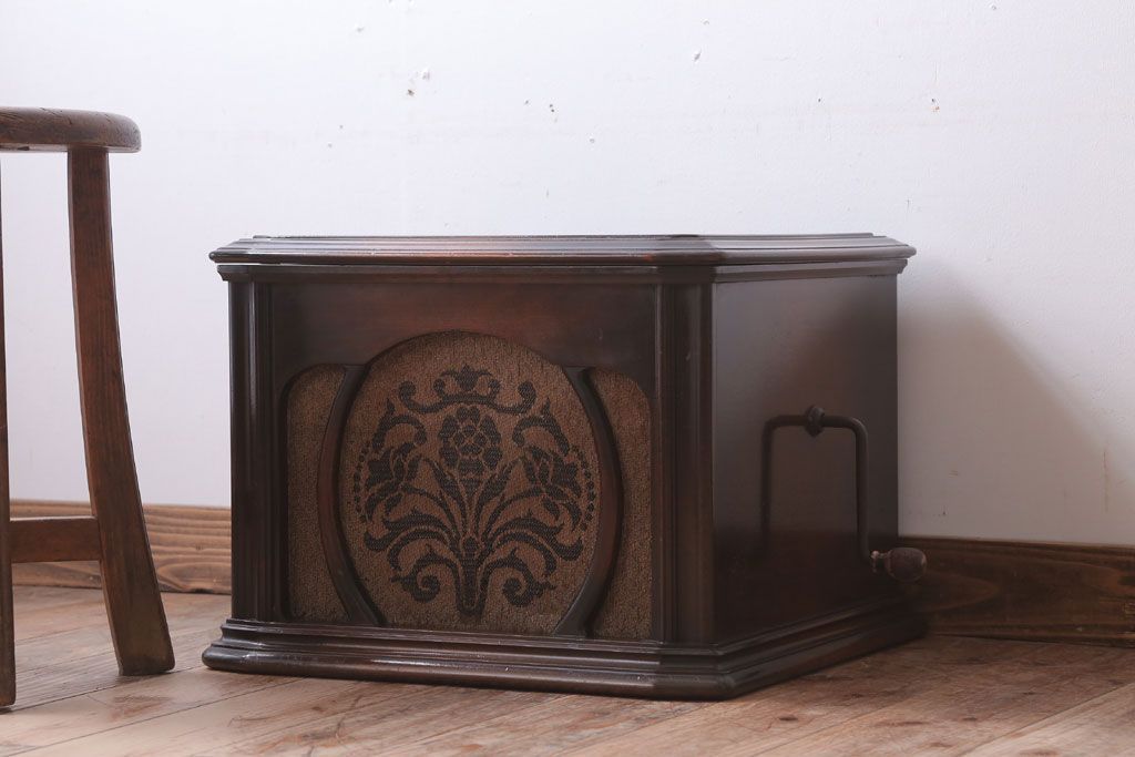 アンティーク雑貨　アンティーク　Columbia(コロムビア)　NO.116　古い蓄音器