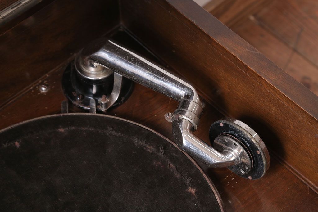 アンティーク雑貨　アンティーク　Columbia(コロムビア)　NO.116　古い蓄音器