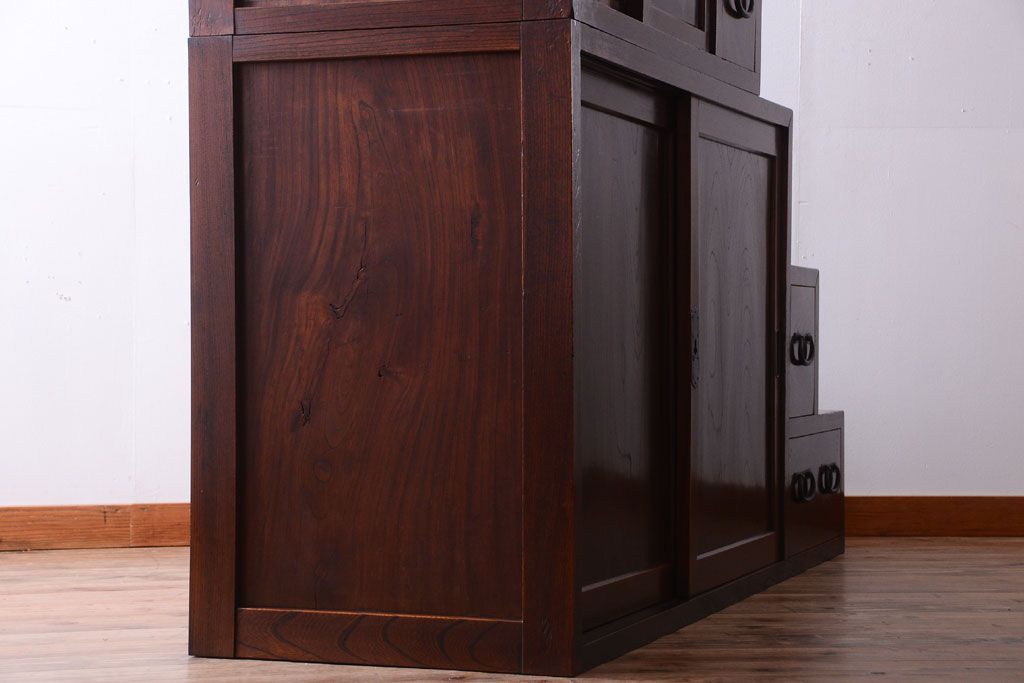 アンティーク家具　古民具・骨董　最高級品　明治期　三方欅材のアンティーク階段箪笥