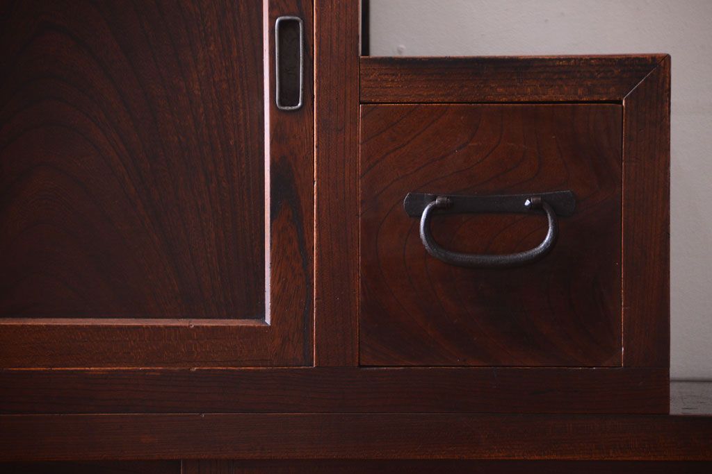 アンティーク家具　古民具・骨董　最高級品　明治期　三方欅材のアンティーク階段箪笥