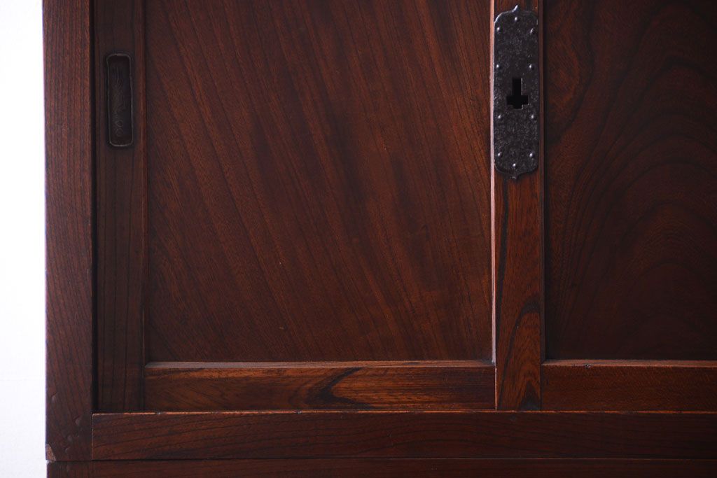 アンティーク家具　古民具・骨董　最高級品　明治期　三方欅材のアンティーク階段箪笥