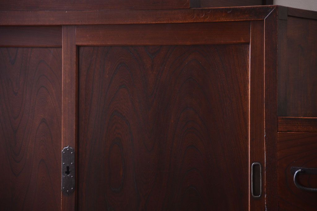 アンティーク家具　古民具・骨董　最高級品　明治期　三方欅材のアンティーク階段箪笥