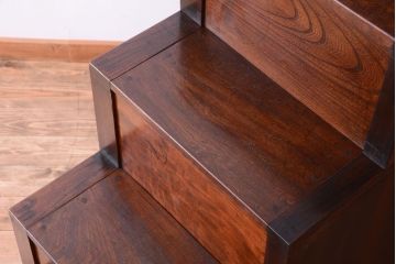 アンティーク家具　古民具・骨董　最高級品　明治期　三方欅材のアンティーク階段箪笥