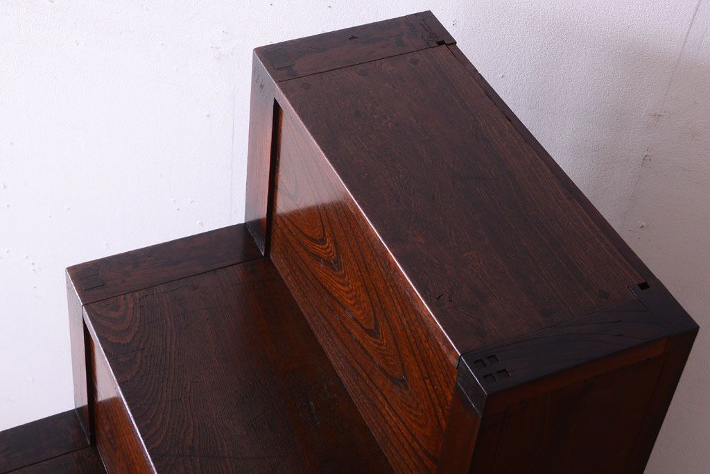 アンティーク家具　古民具・骨董　最高級品　明治期　三方欅材のアンティーク階段箪笥