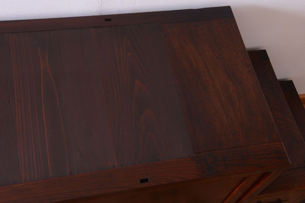 アンティーク家具　古民具・骨董　最高級品　明治期　三方欅材のアンティーク階段箪笥