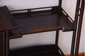 アンティーク家具　和製アンティーク　唐木材のシンプルな飾り棚(茶棚)