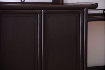 アンティーク家具　和製アンティーク　唐木材のシンプルな飾り棚(茶棚)