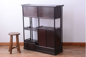 アンティーク家具　和製アンティーク　唐木材のシンプルな飾り棚(茶棚)