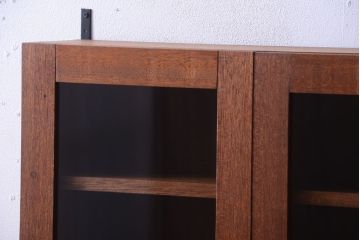 アンティーク家具　アンティーク　古い木のシンプルな壁掛け戸棚